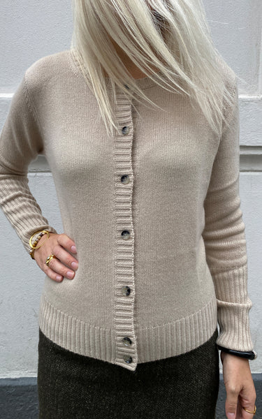 Beige cashmere