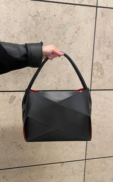 Black W/red BIG