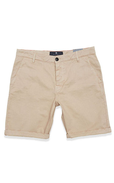 Khakifärgade shorts