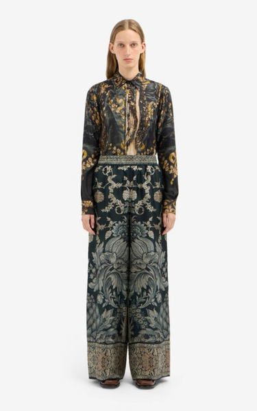 Arabesque Trous