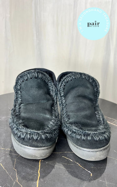 Black Fur