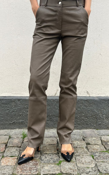 Stretch taupe