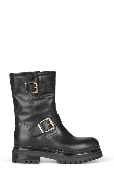 2 gold buckles