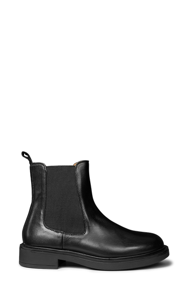 Chelsea Black