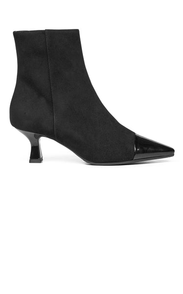 Tip low bootie